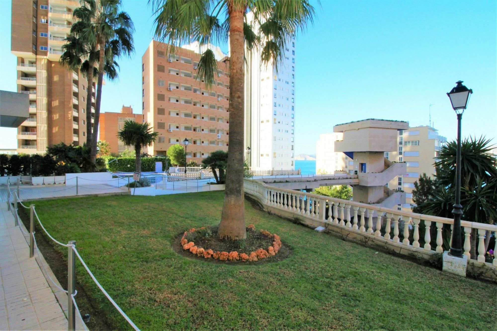 Trinisol II 3-D Lägenhet Benidorm Exteriör bild